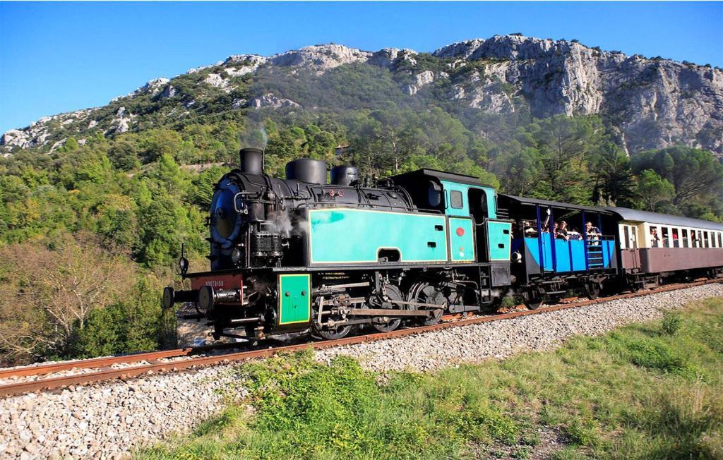 Вілла Mas Des Magnarelles / Uzes / Cevennes Mejannes-les-Ales Екстер'єр фото